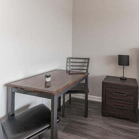 Bargain Downtown Memphis Apartment W Amenities Exteriör bild
