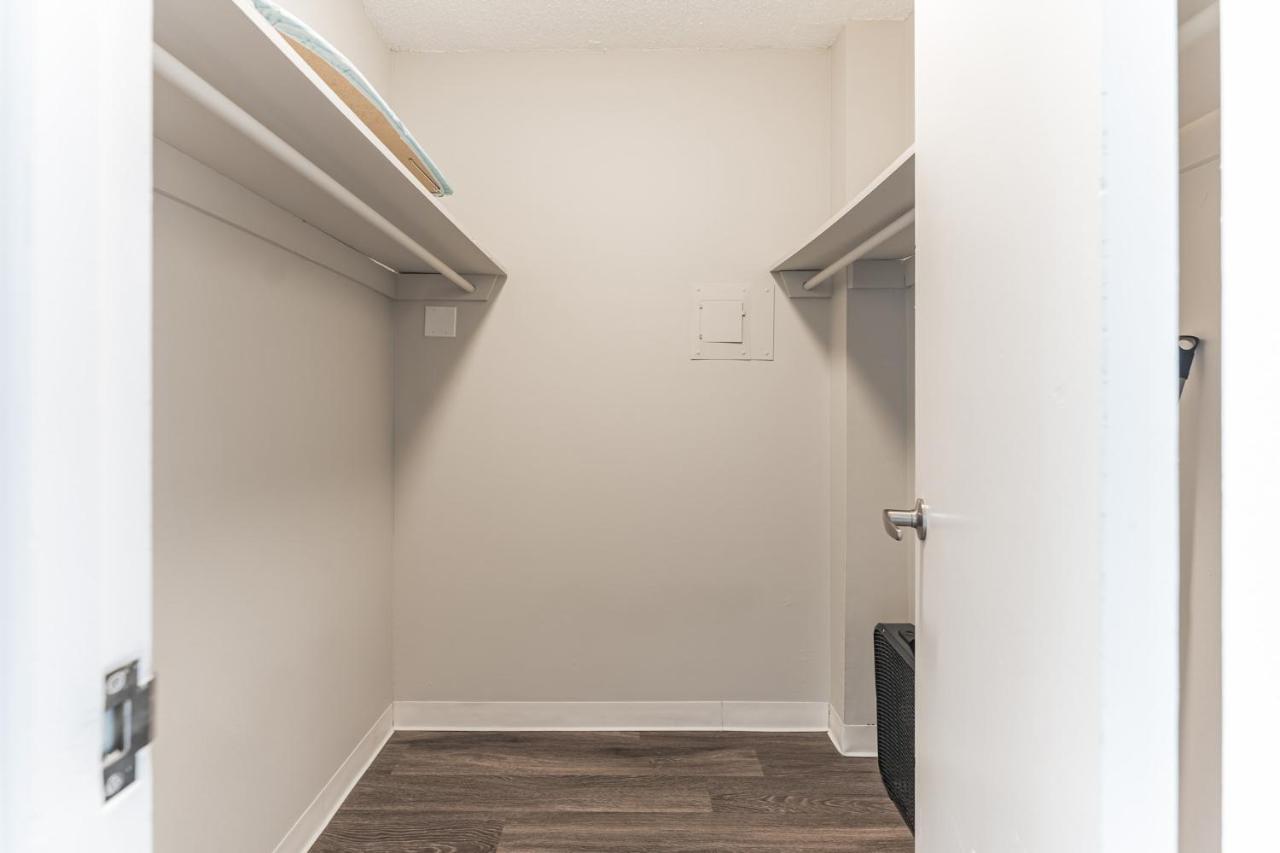 Bargain Downtown Memphis Apartment W Amenities Exteriör bild